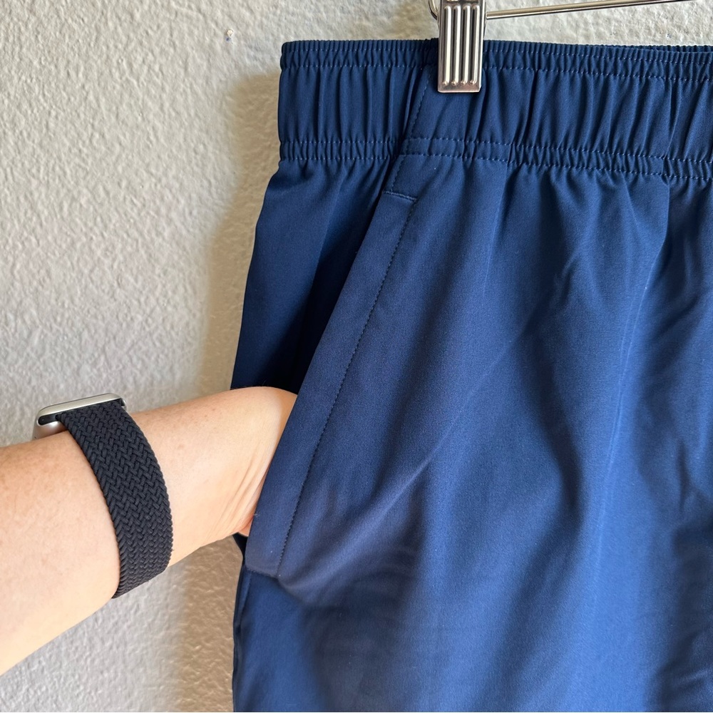 Under Armour Men’s Blue & White Loose Fit Athletic Shorts Size Extra Large XL - Picture 2 of 7